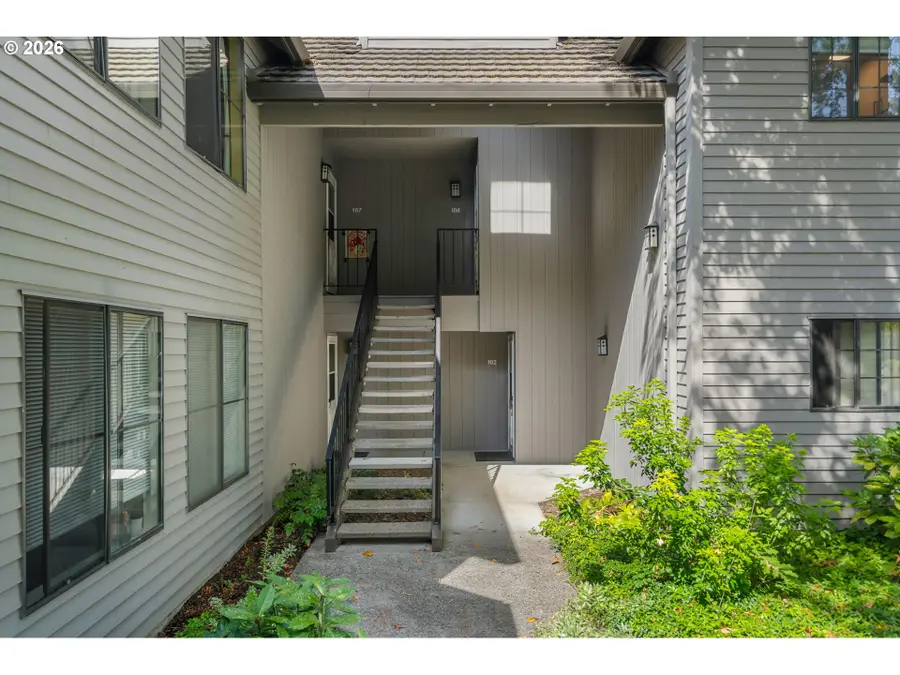 4000 Carman Dr #G108, Lake Oswego, OR 97035 - #2