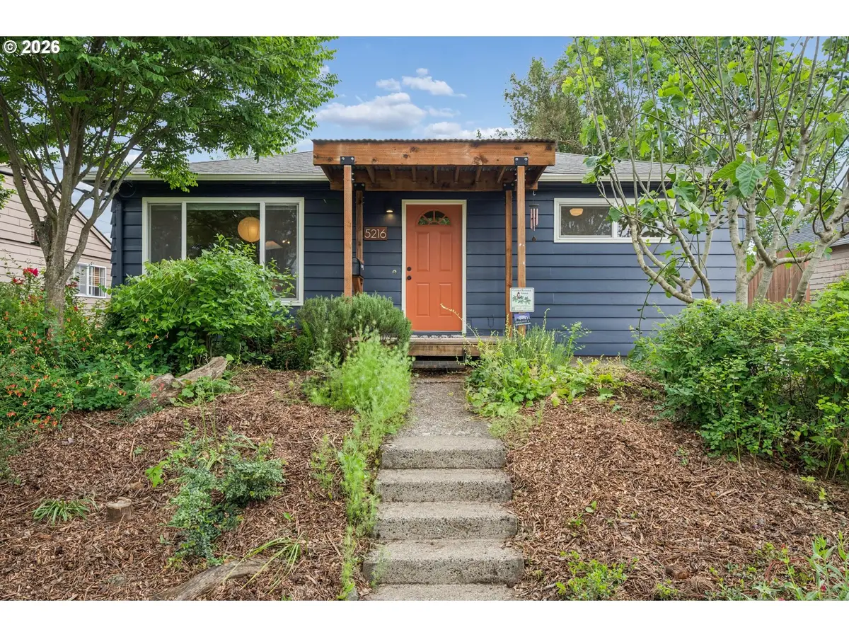 5216 N Fessenden St, Portland, OR 97203 - #1