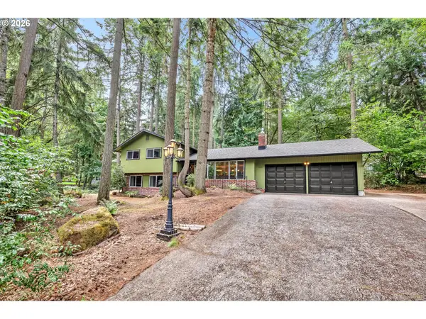 2897 Timberline Dr, Eugene, OR 97405