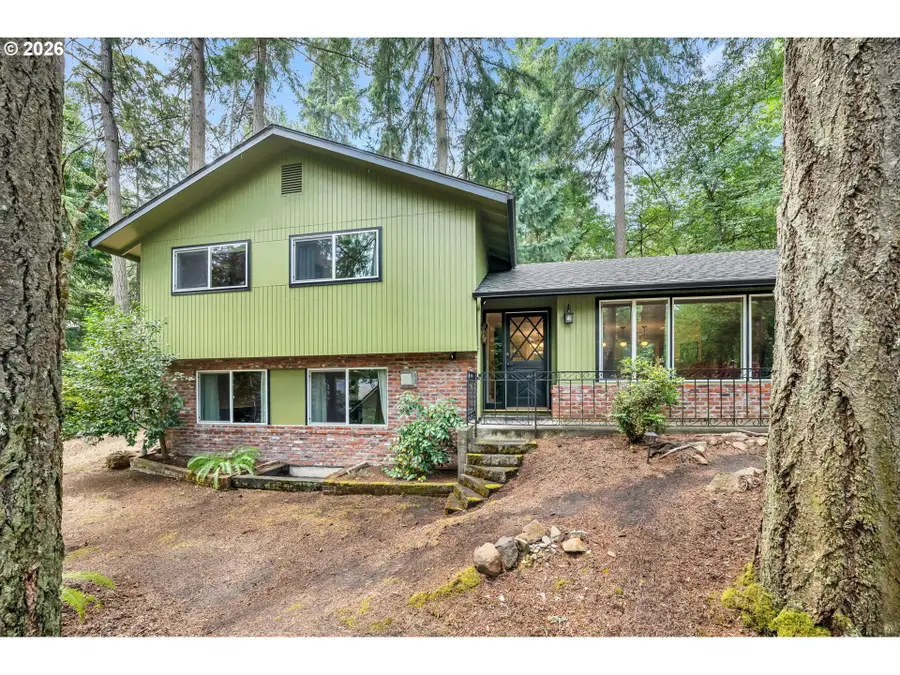 2897 Timberline Dr, Eugene, OR 97405 - #2