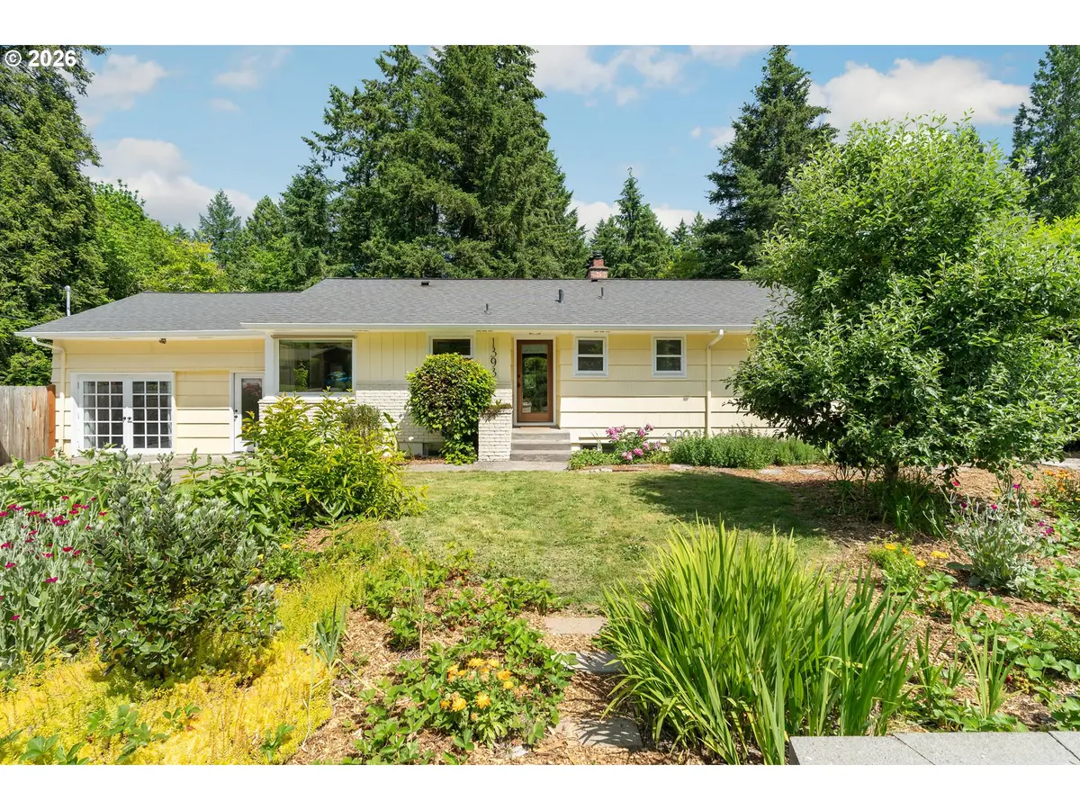 1393 SW Maplecrest Dr, Portland, OR 97219 - #1