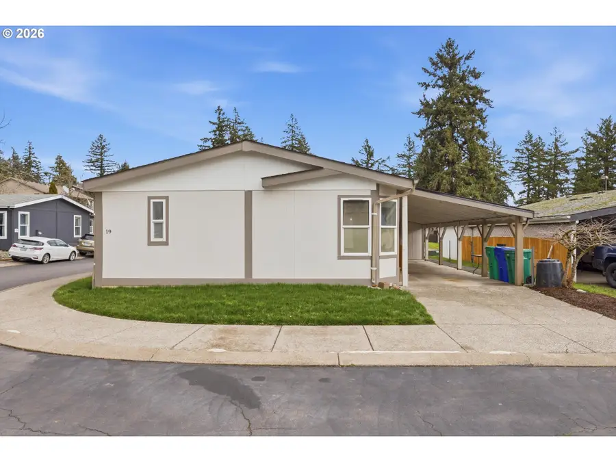 12323 SE Holgate Blvd #19, Portland, OR 97236 - #3