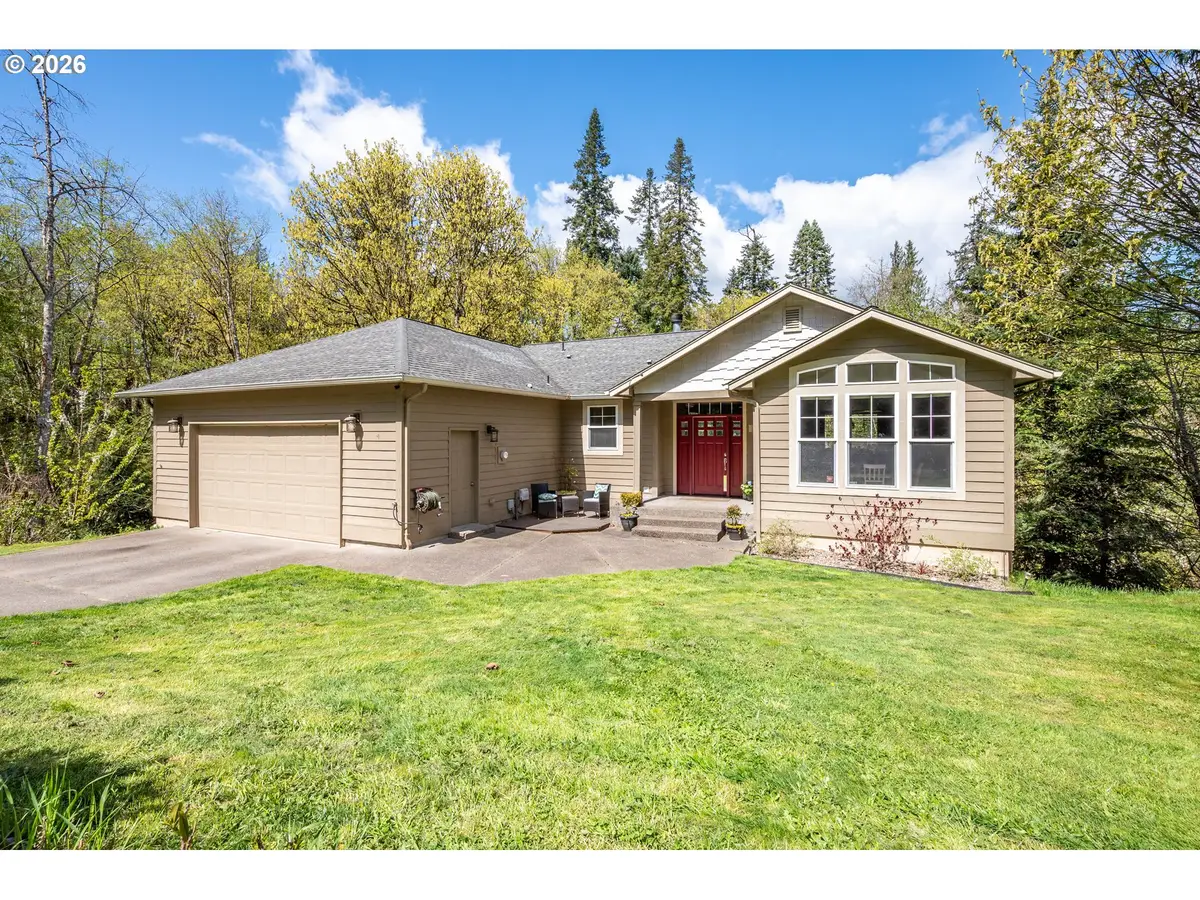 148 W Canyon View Dr, Longview, WA 98632 - #1