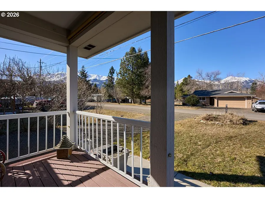 612 N Mill St, Joseph, OR 97846 - #2