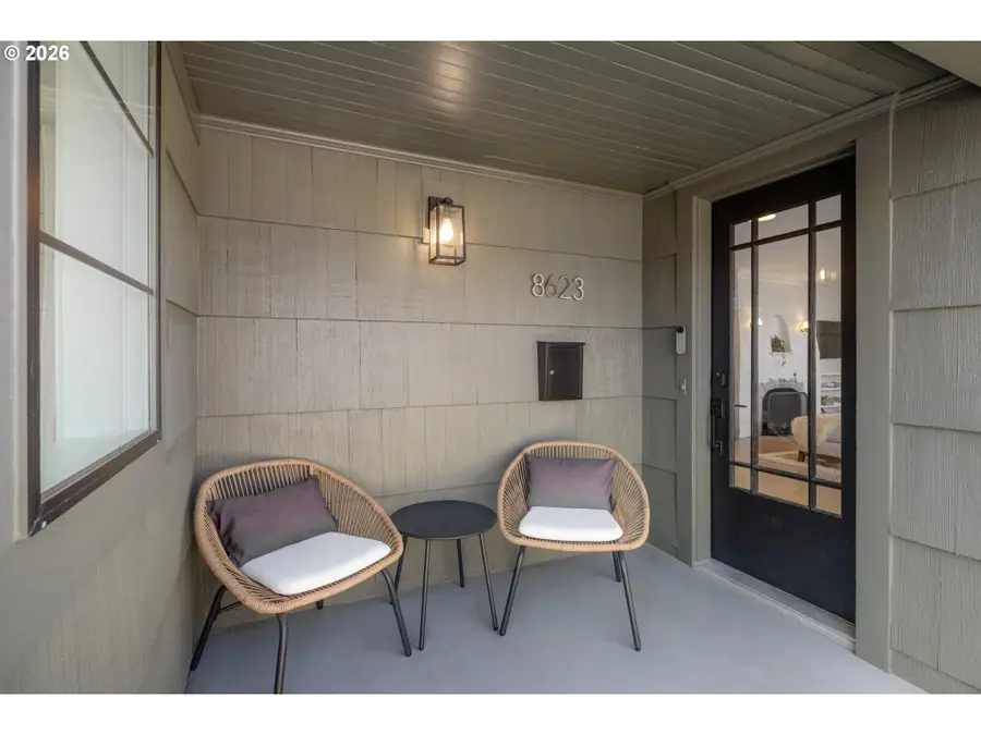 8623 N Curtis Ave, Portland, OR 97217 - #2