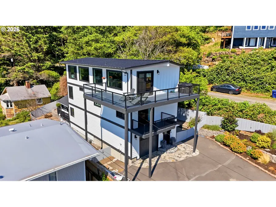 2035 NE 66th St, Lincoln City, OR 97367 - #2