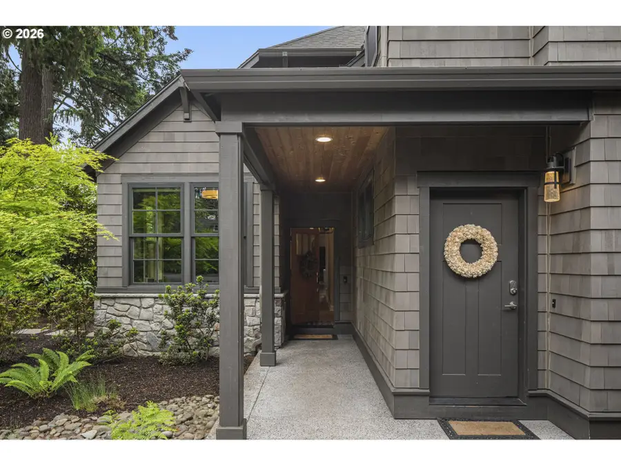 4200 Upper Dr, Lake Oswego, OR 97035 - #3