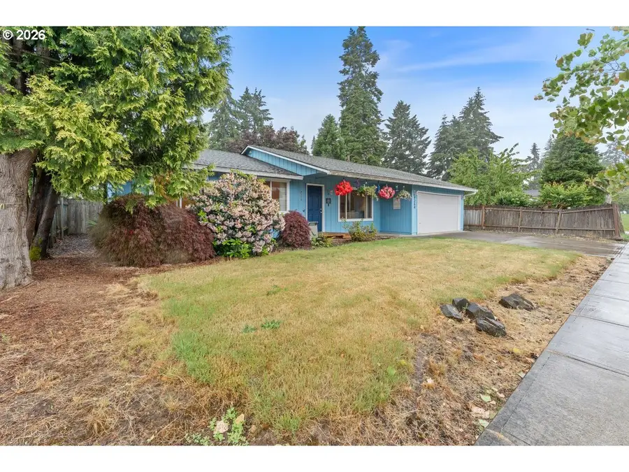 4264 SE Cedar St, Hillsboro, OR 97123 - #2