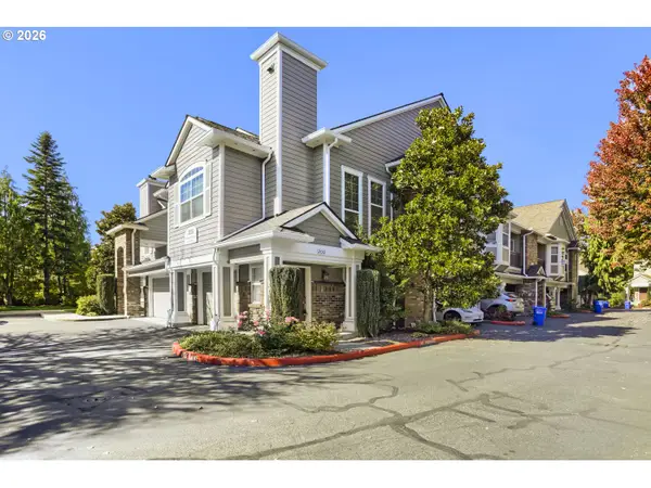 1231 NE Horizon Loop #209, Hillsboro, OR 97124