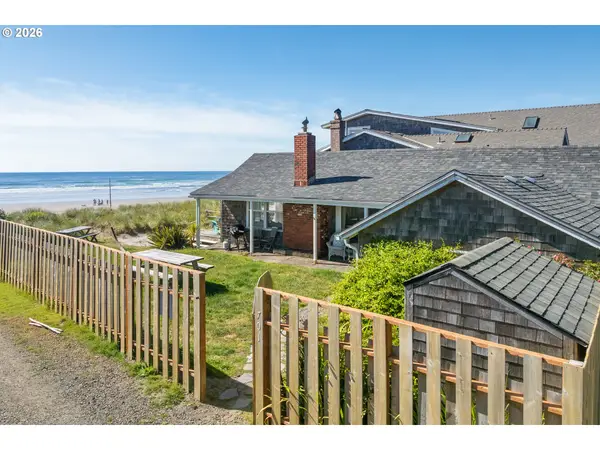 701 N Pacific St, RockawayBeach, OR 97136