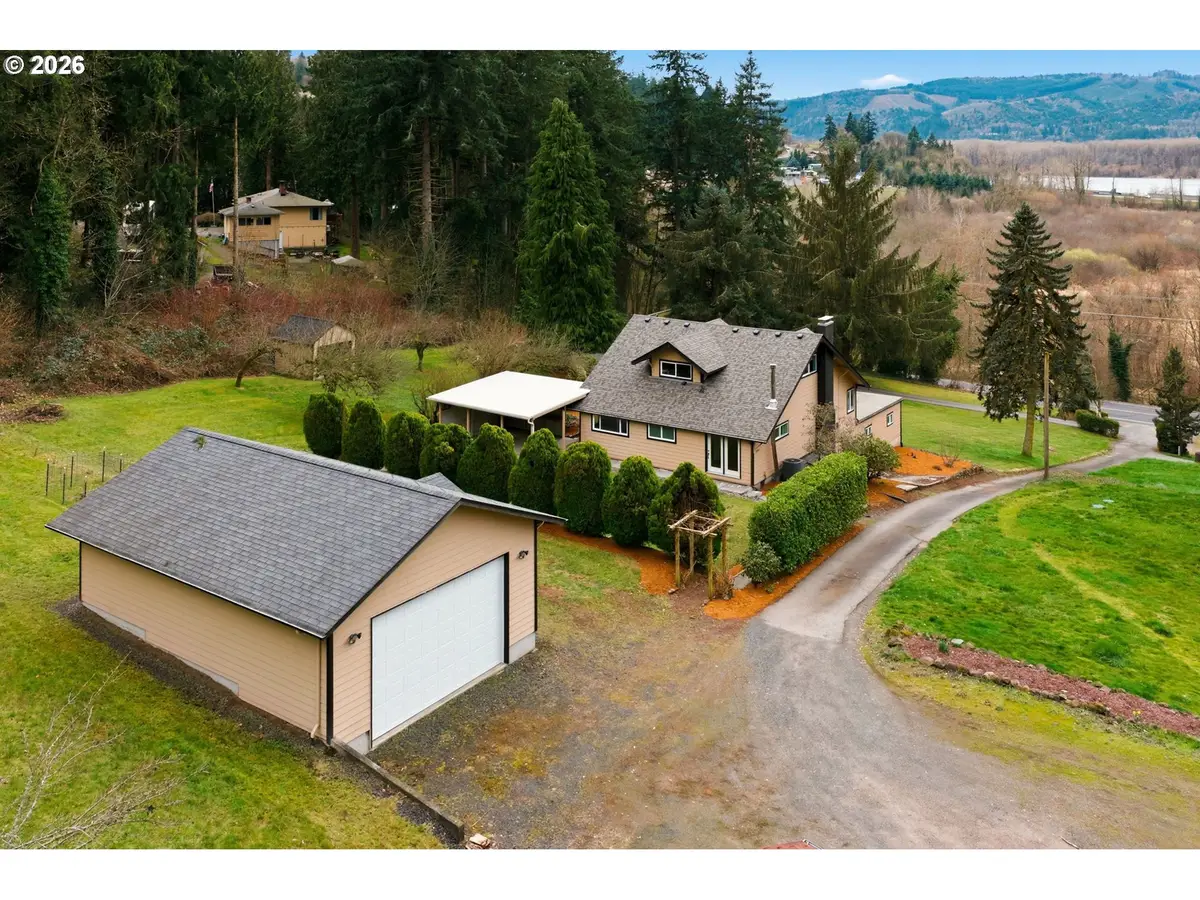 3554 Old Pacific Hwy S, Kelso, WA 98626 - #1