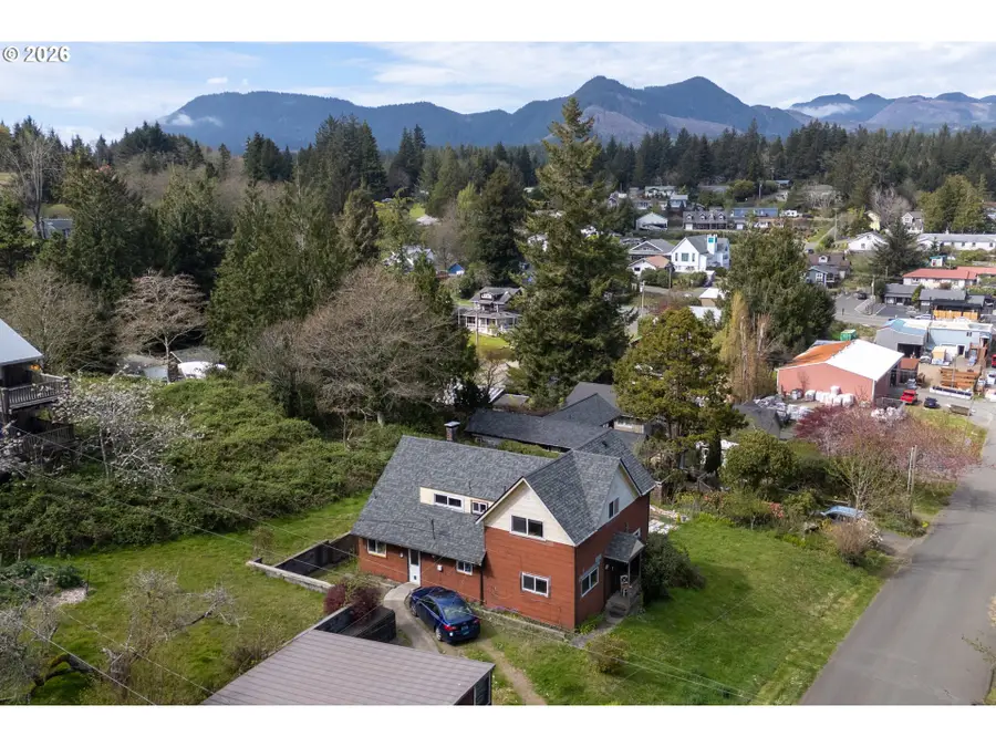 35620 9th St, Nehalem, OR 97131 - #3