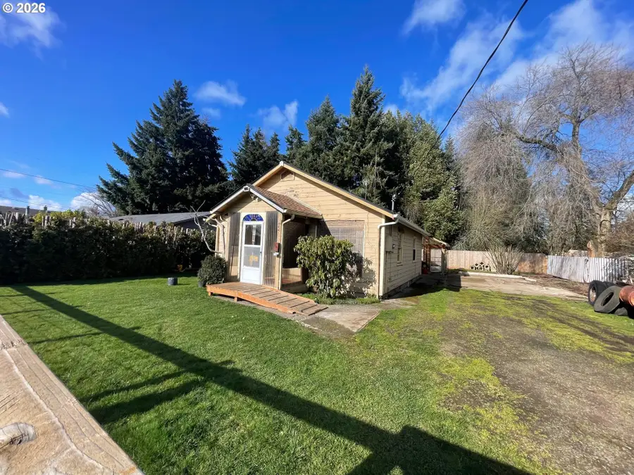 4041 Bell Ave, Eugene, OR 97402 - #3