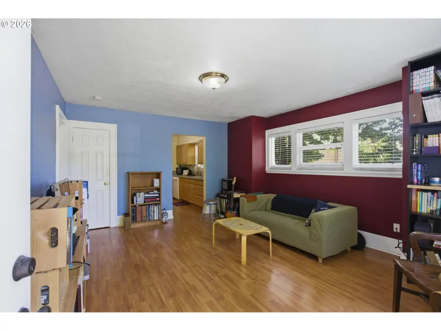 8105 SE Reedway St, Portland, OR 97206 - #3