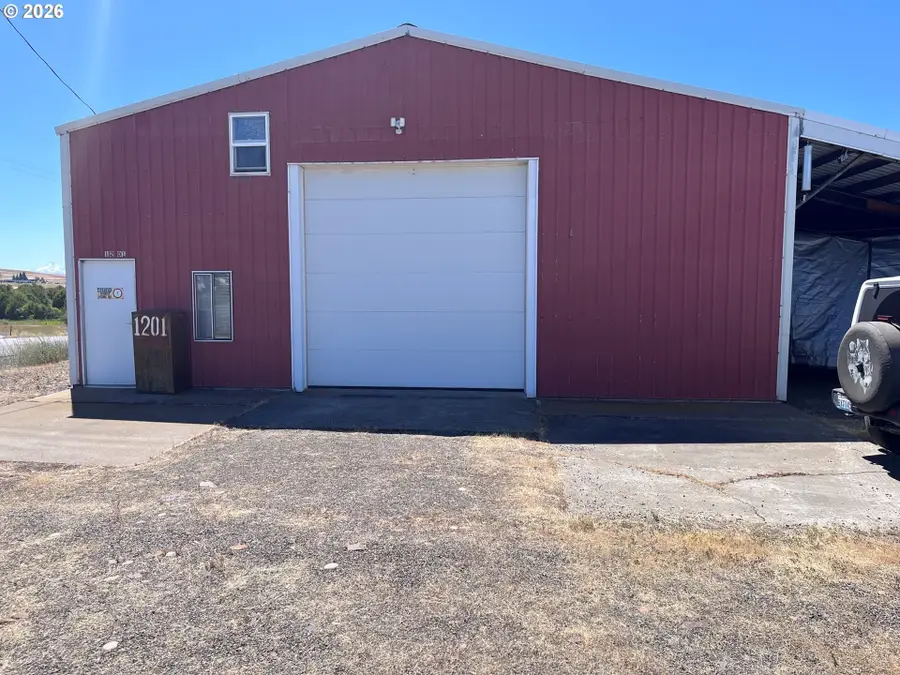 1201 W Darland St, Goldendale, WA 98620 - #2