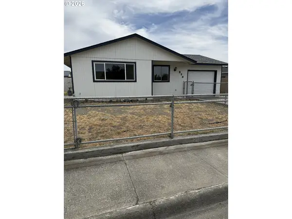 574 E Reeder Dr, Hermiston, OR 97838