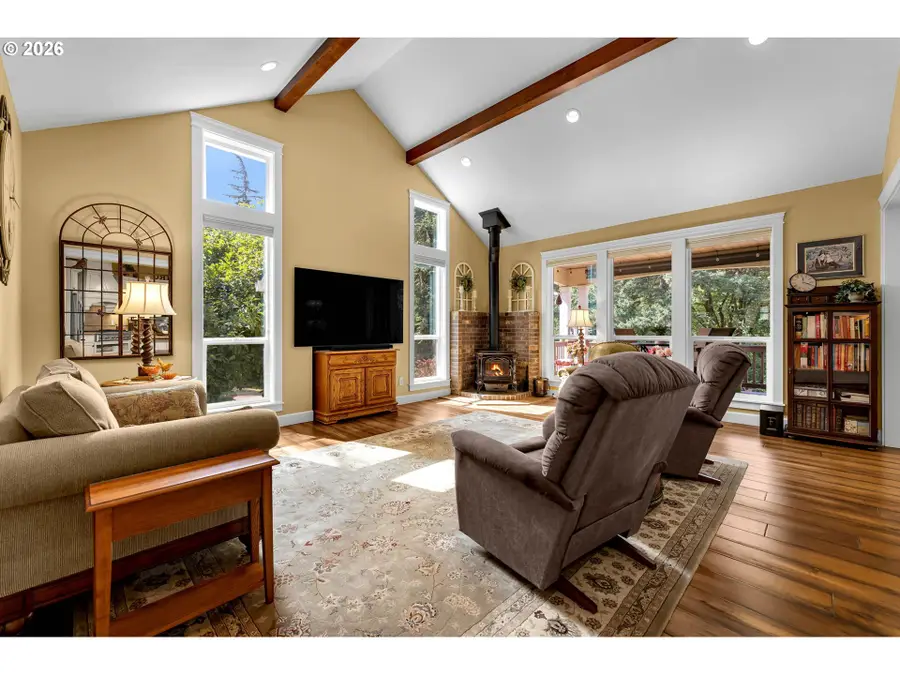 102 NW 164th St, Ridgefield, WA 98642 - #3