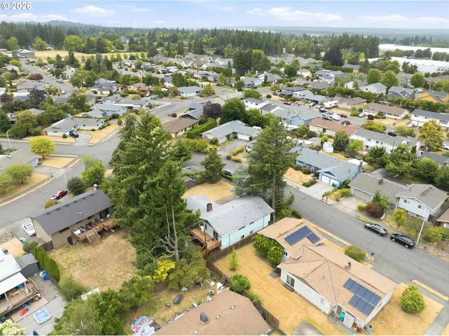17610 NE Multnomah Dr, Portland, OR 97230 - #3