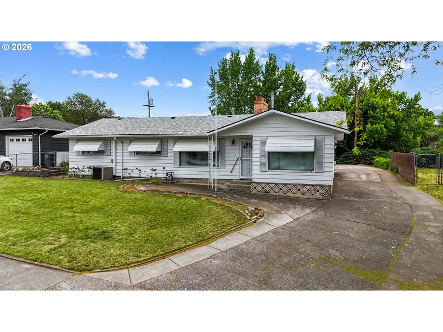 3218 SW Isaac Ave, Pendleton, OR 97801 - #2