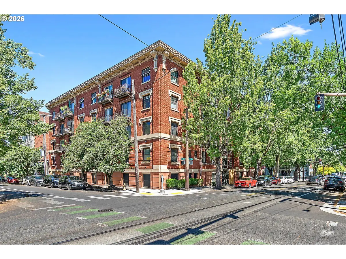 1829 NW Lovejoy St #106, Portland, OR 97209 - #1