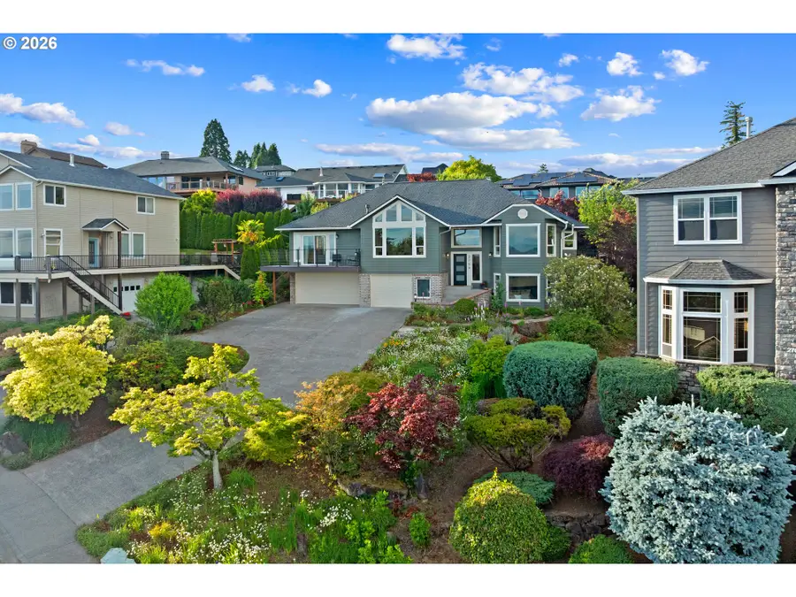 2709 NW 9th Ave, Camas, WA 98607 - #2