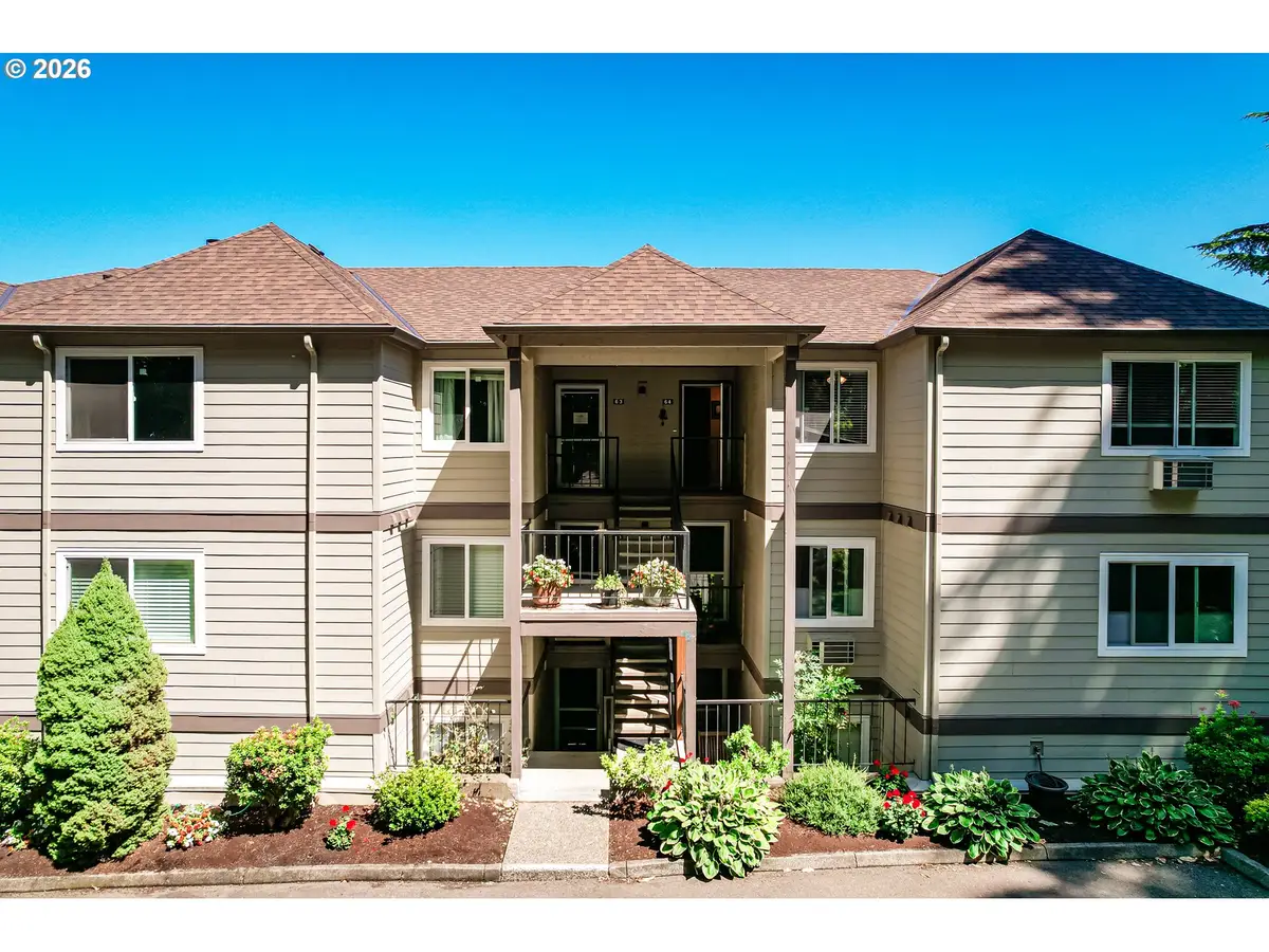 6331 White Tail Dr #64, Northwest Clackamas, OR 97068 - #1