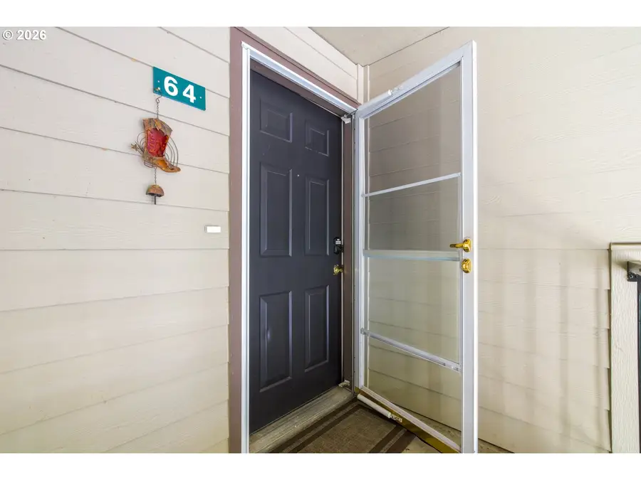 6331 White Tail Dr #64, Northwest Clackamas, OR 97068 - #2