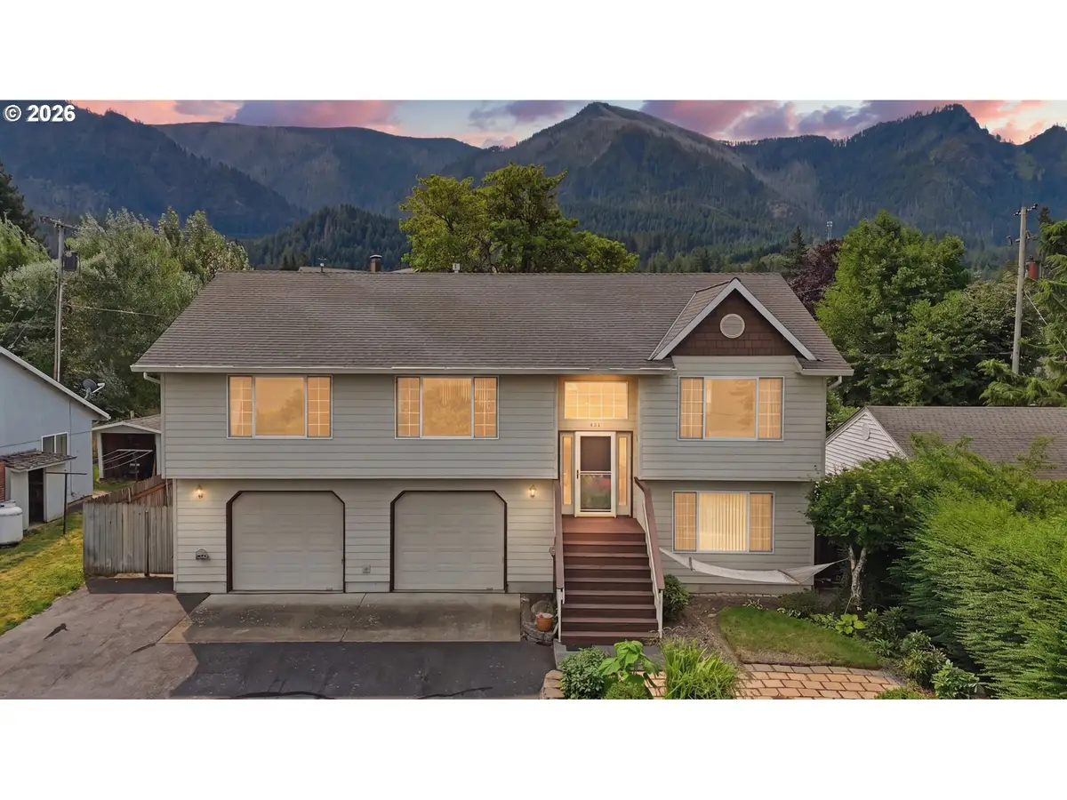 234 NE Riverview Dr, Cascade Locks, OR 97014 - #1