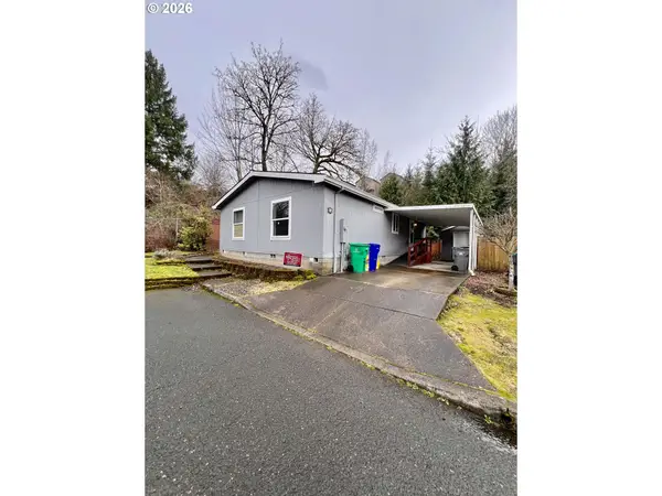 5200 SE 132nd Ave #14, Portland, OR 97236