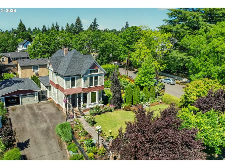 712 E 28th St, Vancouver, WA 98663 - #3