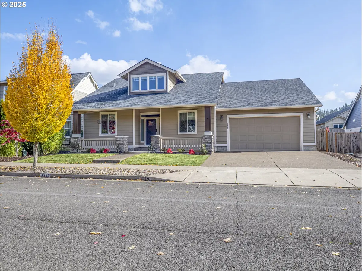1440 Meadow Ave, Silverton, OR 97381 - Image #1