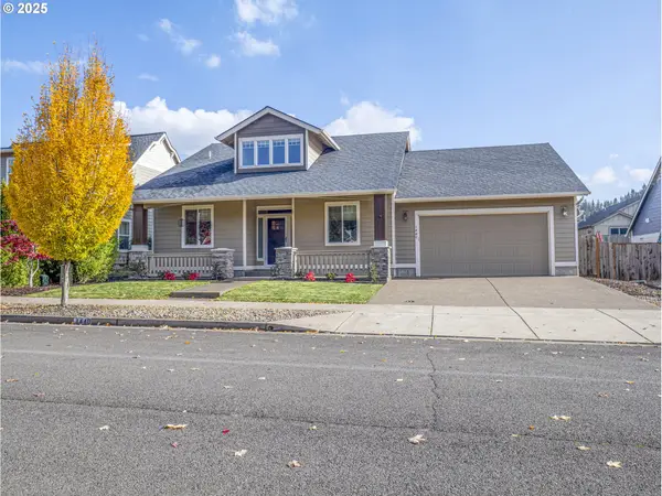 1440 Meadow Ave, Silverton, OR 97381