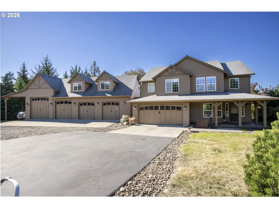 34602 NE 49th Pl, La Center, WA 98629 - #2