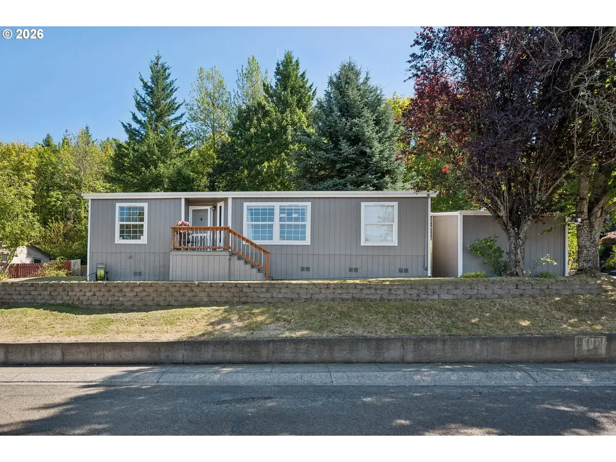 772 SW Livingston Pl, Troutdale, OR 97060 - #1