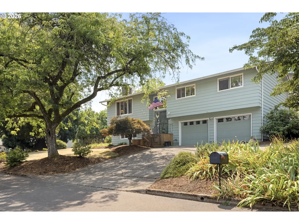 192 NW Canyon Dr, Dundee, OR 97115 - #1