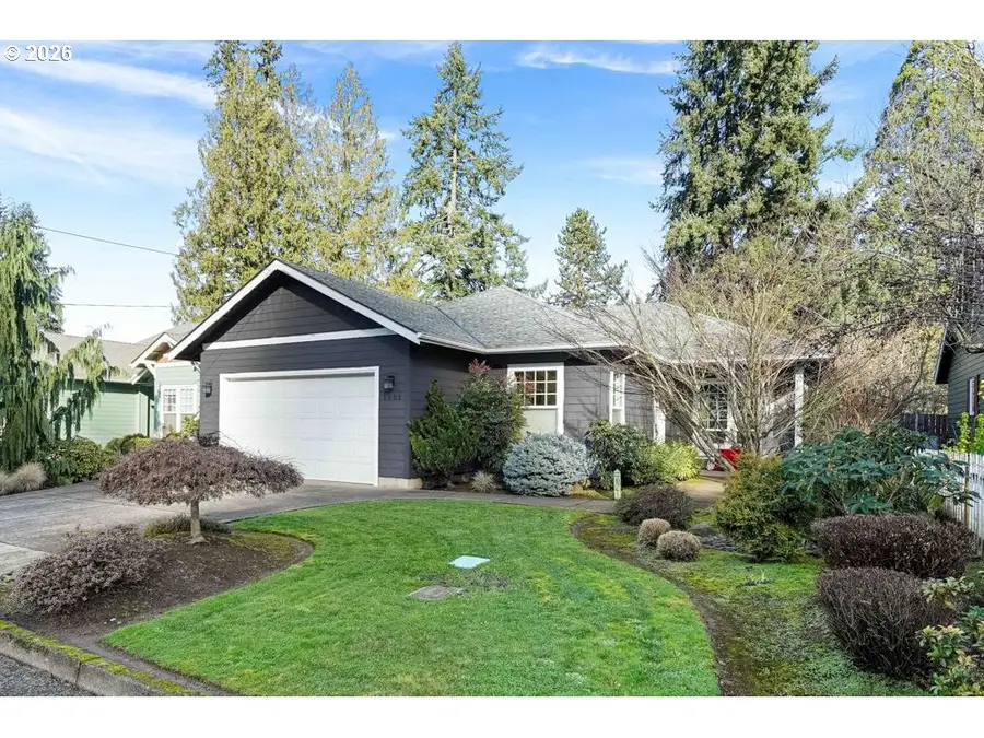 1101 Madison St, Silverton, OR 97381 - Image #2