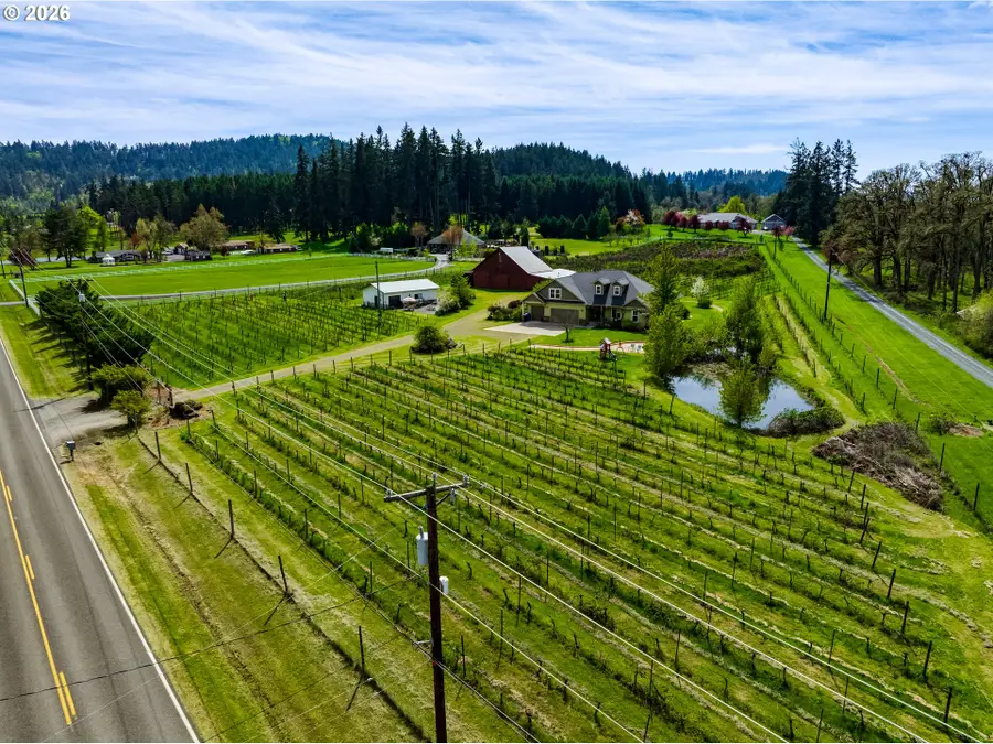 34386 Matthews Rd, Eugene, OR 97405 - #2