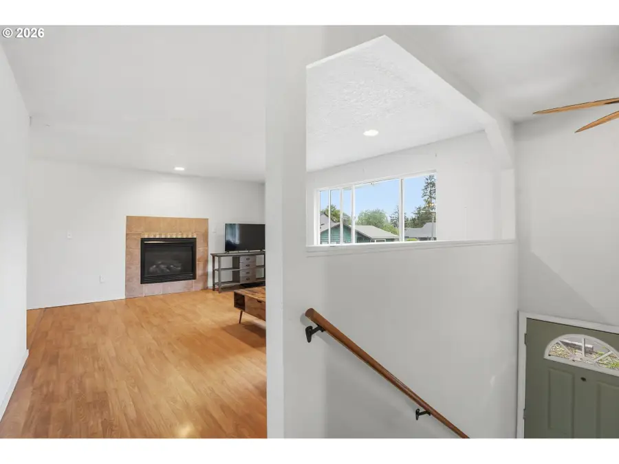 2400 SE Hayward Way, Milwaukie, OR 97267 - #2
