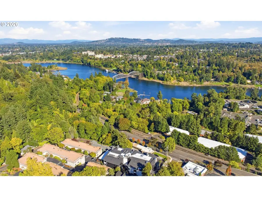 21 D Ave #5, Lake Oswego, OR 97034 - #3