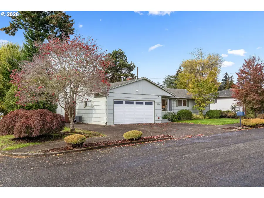 1905 SE 154th Ave, Portland, OR 97233 - #2