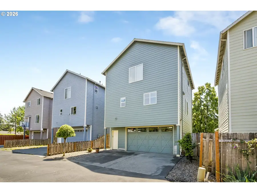 19157 SE Ash St, Portland, OR 97233 - #2