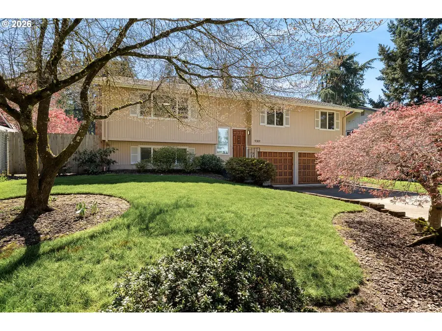 9301 NE Pinecreek St, Vancouver, WA 98664 - #3