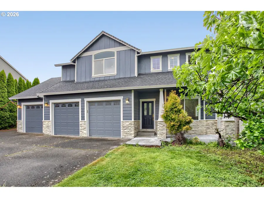 9113 SE Northpoint Ct, Happy Valley, OR 97086 - #2