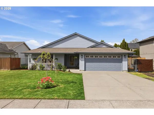 111 Mission Rd, Kelso, WA 98626