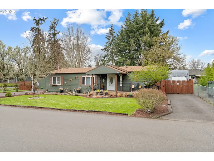 31597 NW Pacific St, North Plains, OR 97133 - #2