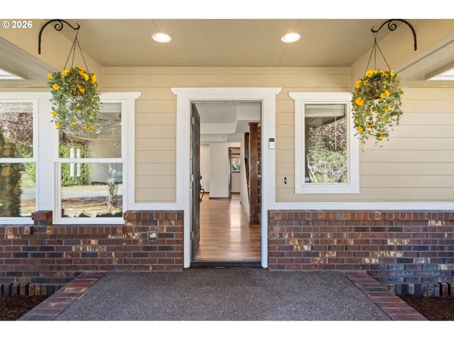 103 W Humphrey St, Yacolt, WA 98675 - #3