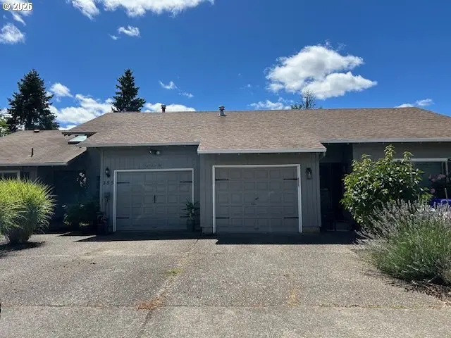 385 S Cherry Dr, Cornelius, OR 97113 - #2