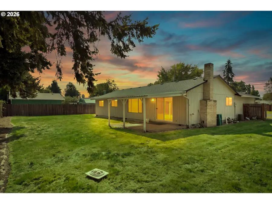 1091 NE Sunrise Ln, Hillsboro, OR 97124 - #2