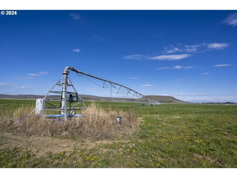 60664 Anderson Valley Rd, Princeton, OR 97721 - Image #2