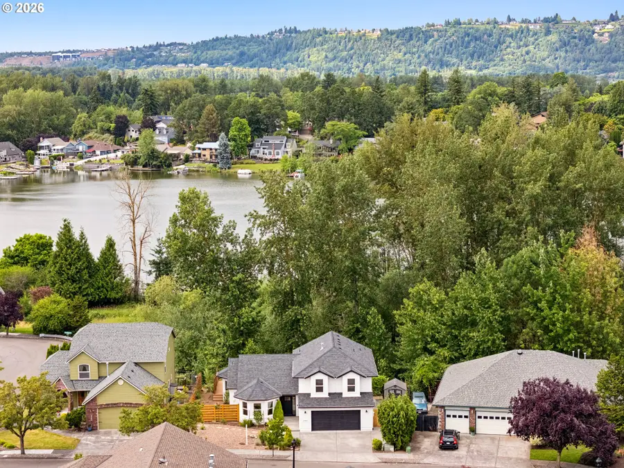 3902 NE 203rd Ave, Fairview, OR 97024 - #3